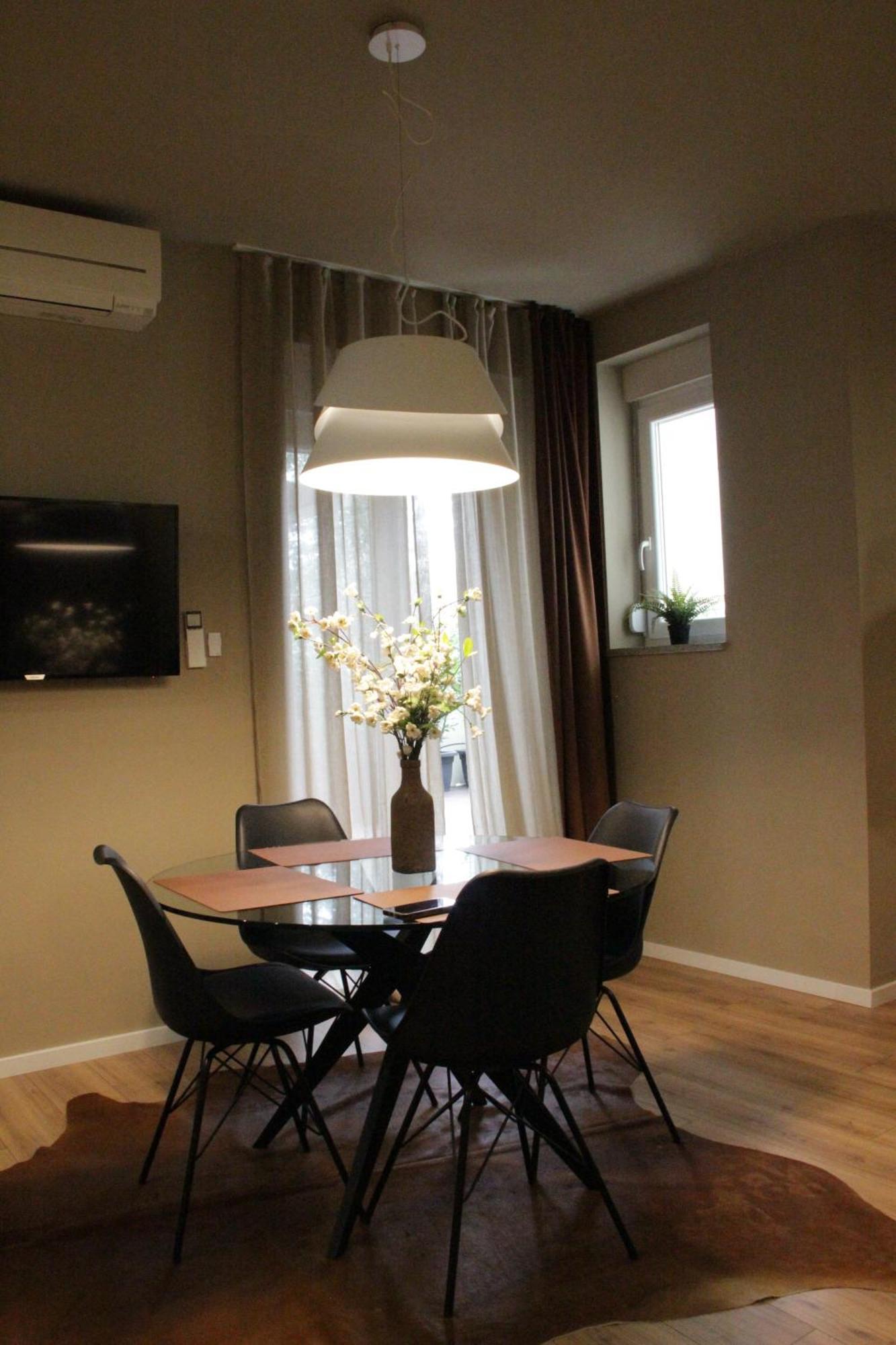 Monvi Luxury Near Bacvice And Old Town Apartment *