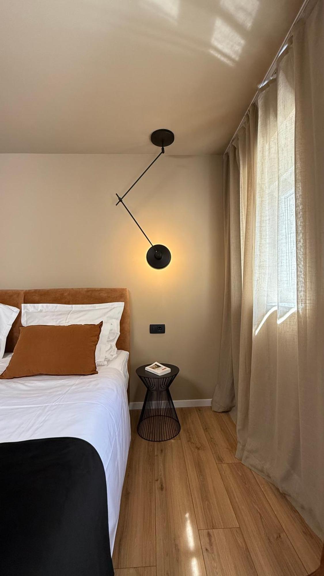 Monvi Luxury Near Bacvice And Old Town Apartment